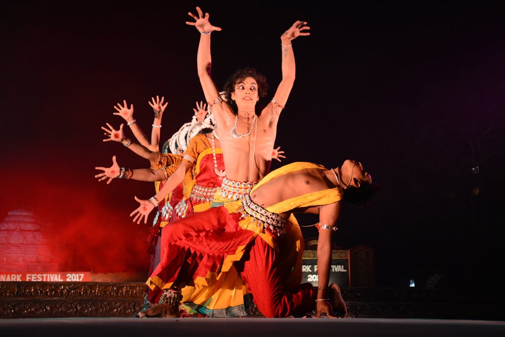 Dance drama in Odissi Ripu Parinama being staged at Konark Festival at Konark on Tuesday. Photograph: Odishabytes