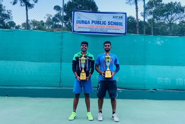 Kabir Hans double crown
